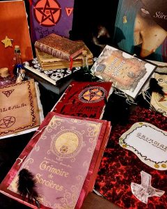 grimoire magique magie sorcière harry potter séquence monstres sortilège formules magiques Elisabeth Brami
