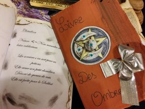 grimoire magique magie sorcière harry potter séquence monstres sortilège formules magiques Elisabeth Brami