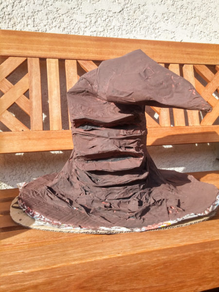 Choixpeau magique, Harry Potter, DIY, Coupe des quatre maisons, fabriquer un choixpeau, Poudlard, Hogwarts, Potterhead, Sorting Hat, tutoriel, tuto, pas à pas
