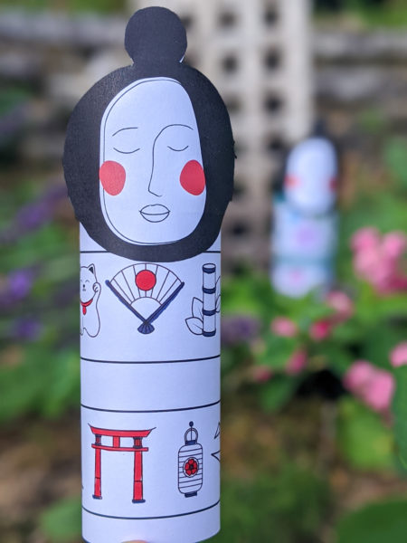 poupée japonaise kokeshi à imprimer et à colorier rouleau papier toilette tuto